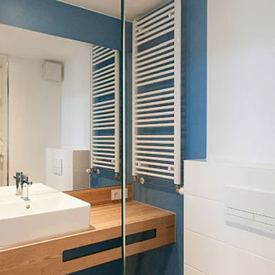 Einzelzimmer / Single Room / Bad / Bathroom
