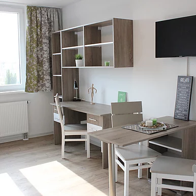 Einzelzimmer / Single Room