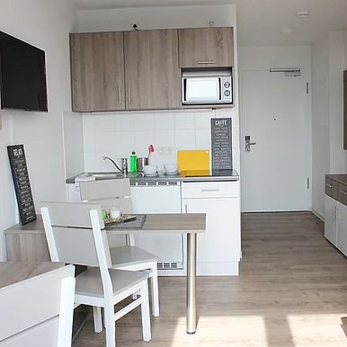 Einzelzimmer / Single Room / Kitchenette